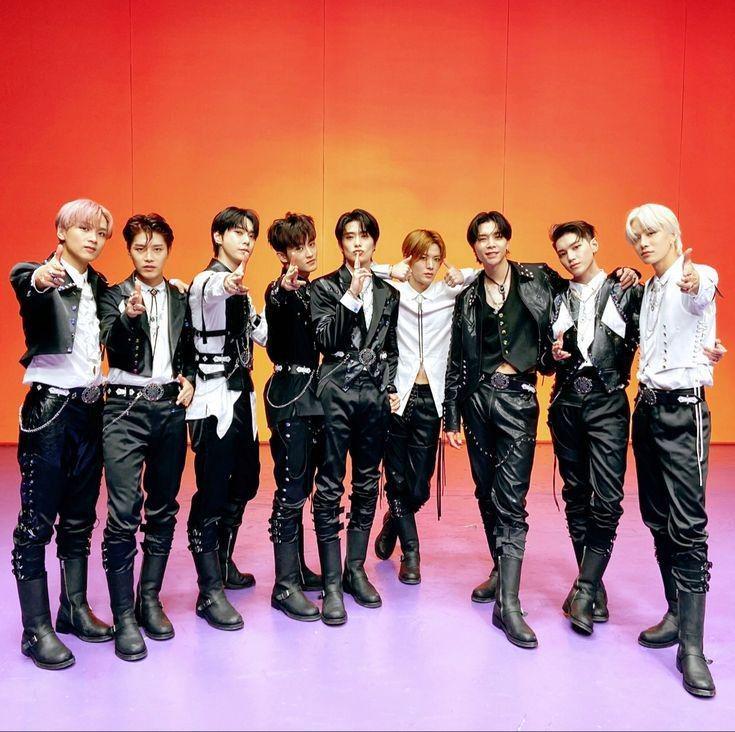 9 Ide Black Outfit Style ala NCT 127, Swag Abis!