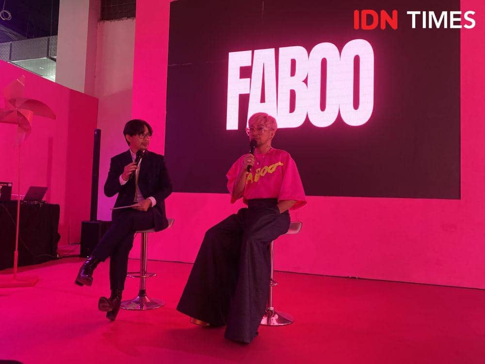 Caren Delano, Fashion Stylist sekaligus Creative Director Faboo dalam Press Conference Grand Launching Faboo. 9 Oktober 2022. (IDN Times/M. Tarmizi Murdianto)