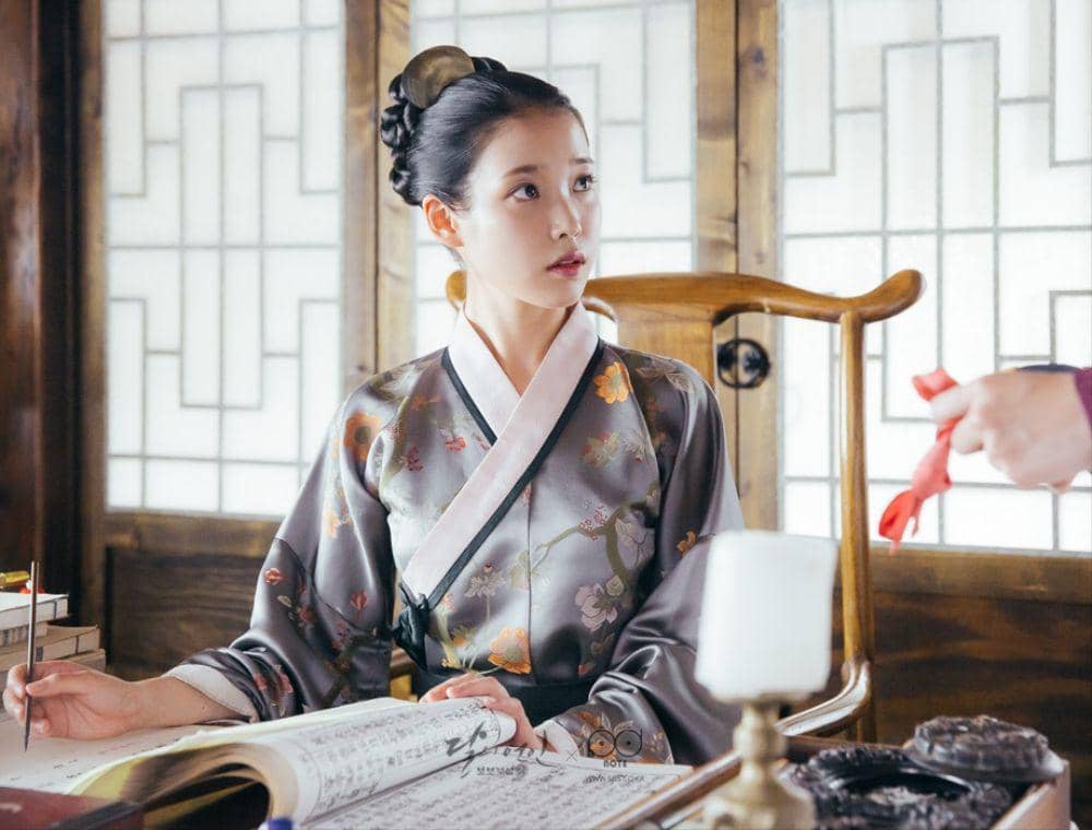 IU di Moon Lovers: Scarlet Heart Ryeo (dok. SBS/Moon Lovers: Scarlet Heart Ryeo)