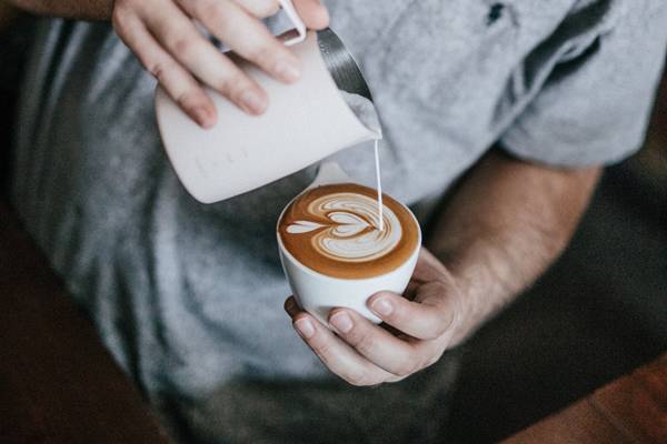 Kopi sebagai minuman sebelum olahraga (unsplash.com/nate_dumlao)