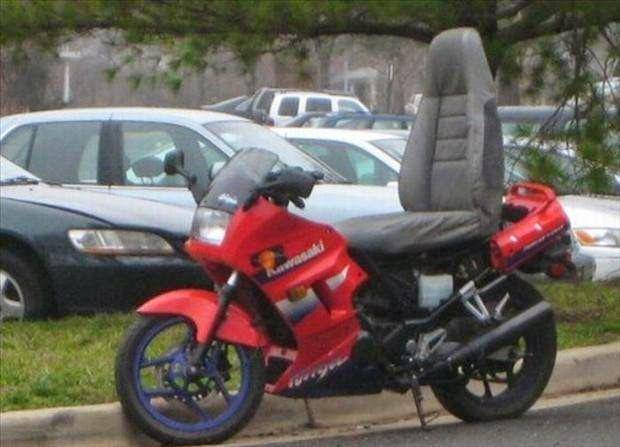 potret solusi kocak saat memperbaiki barang (imgur.com/user/Hyrokumata)