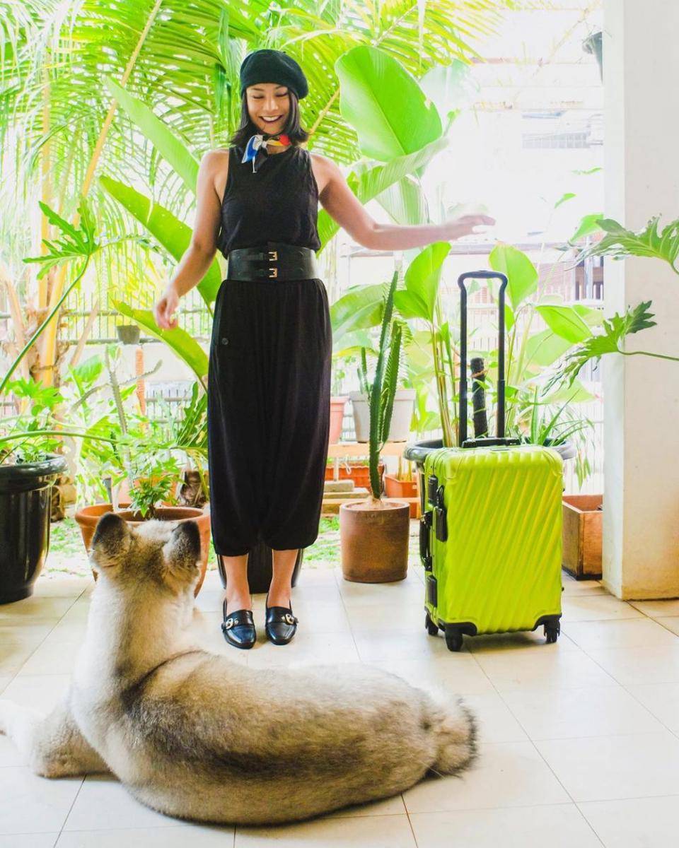 Retro style ala Shareefa Daanish (instagram.com/shareefadaanish)