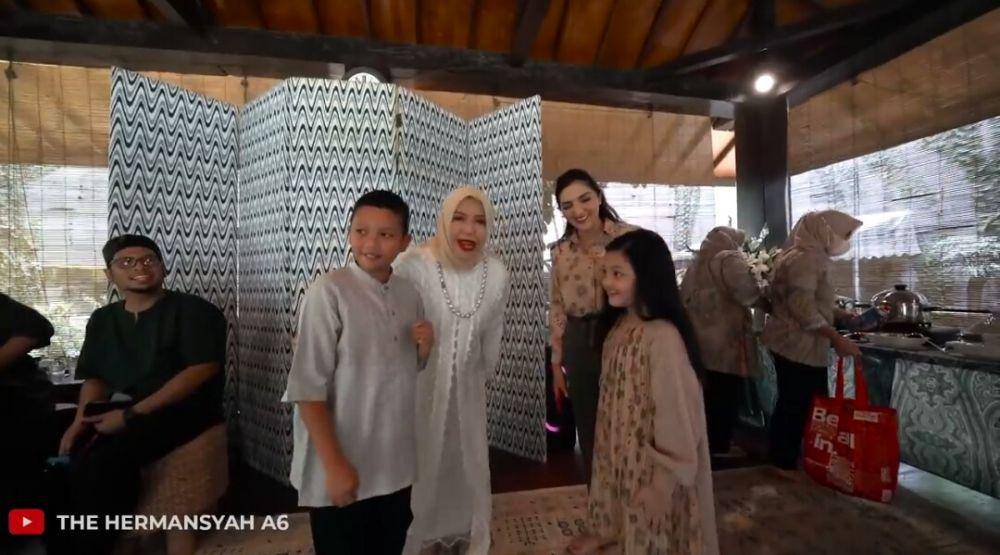 Arsy dan Sulaiman duet selawat. (dok. youtube.com/The Hermansyah A6)