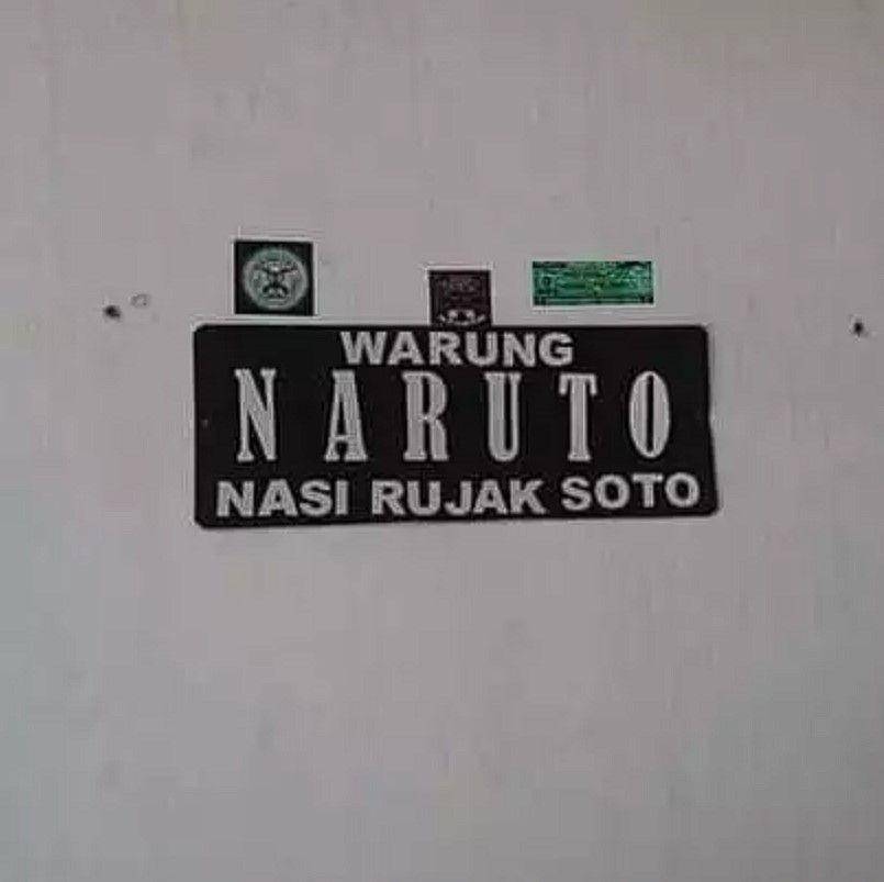 spanduk pakai kata singkatan (twitter.com/nocontextwarung)
