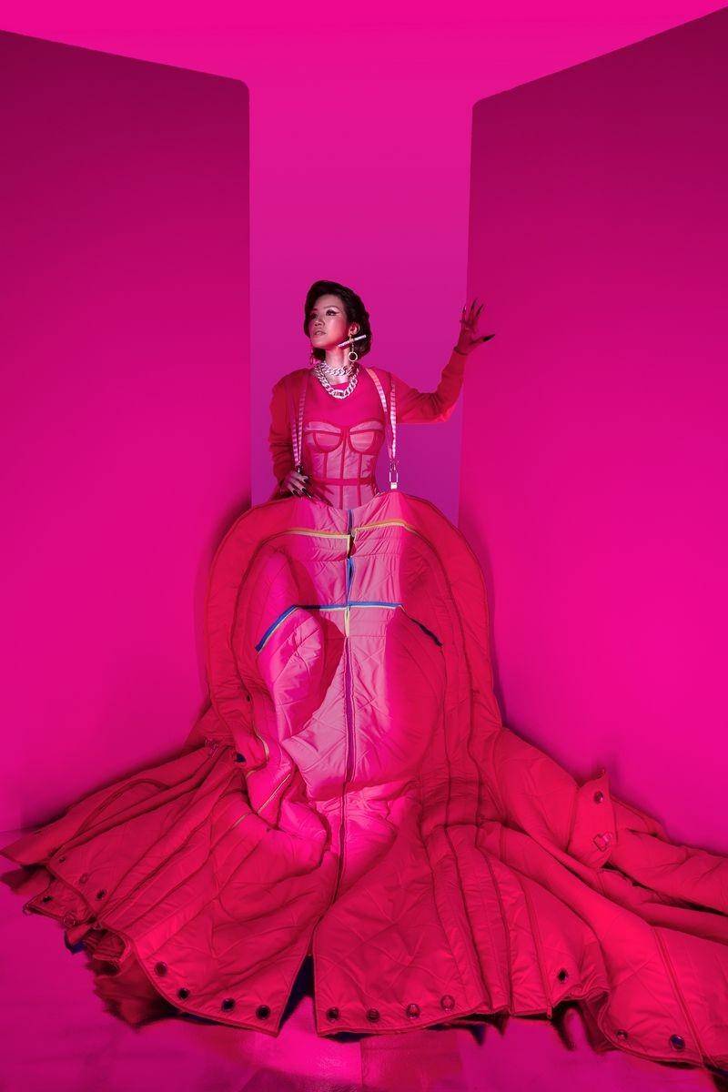 Gaya Agatha Suci dalam hasil karya styling Caren Delano untuk event Abracadabra. 7 Oktober 2022. (dok. Tim Muara Bagdja)