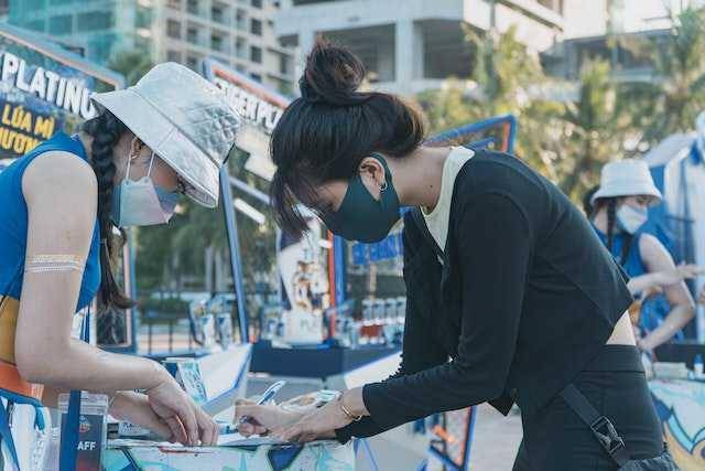 ilustrasi menjadi relawan (pexels.com/Quyn Phạm)