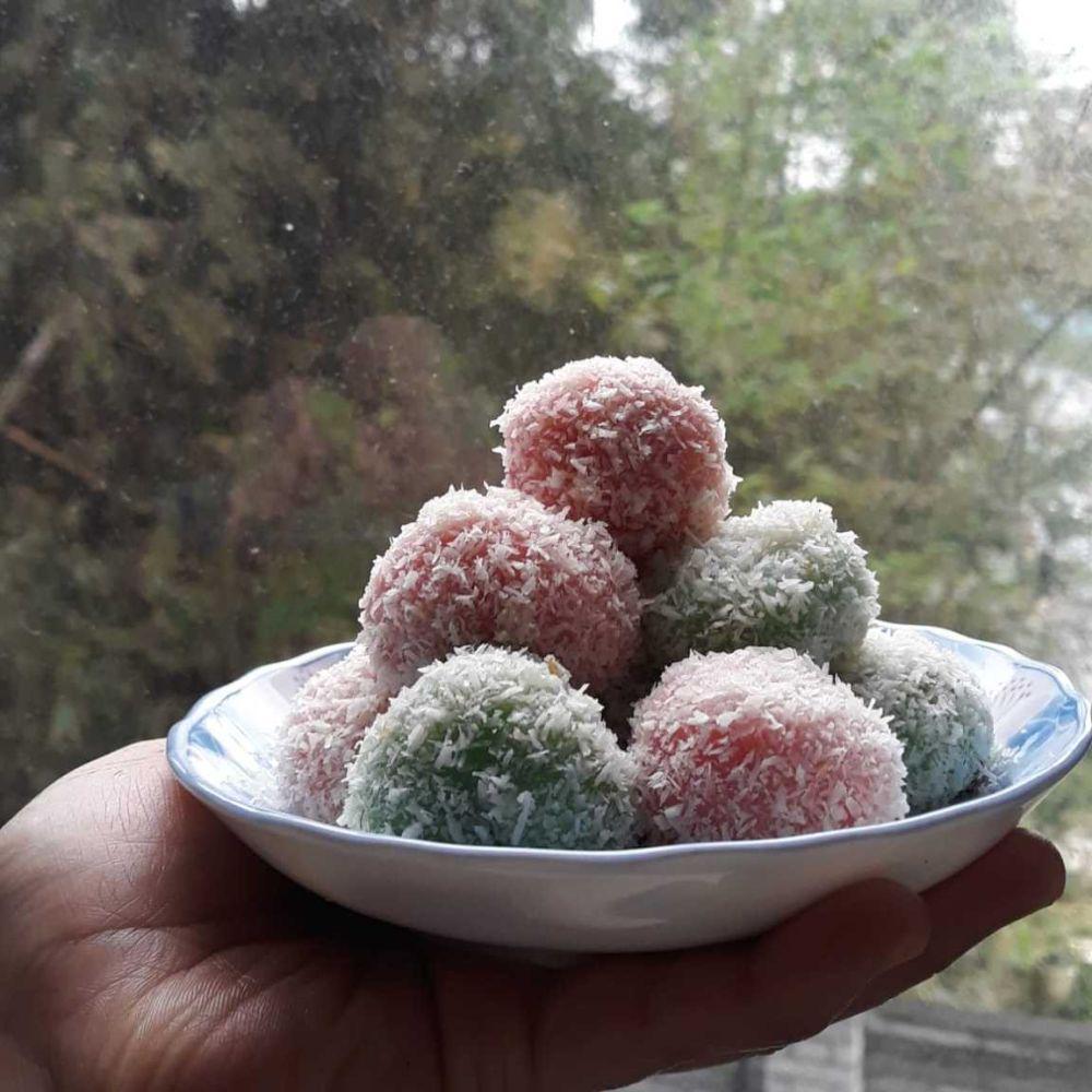 Resep Klepon Warna-warni, Maknyus di Lidah!