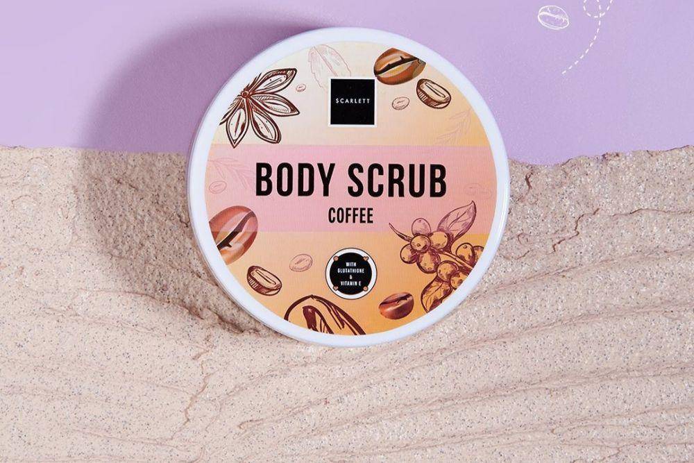 SCARLETT Whitening Body Scrub Coffee (instagram.com/scarlett_whitening)