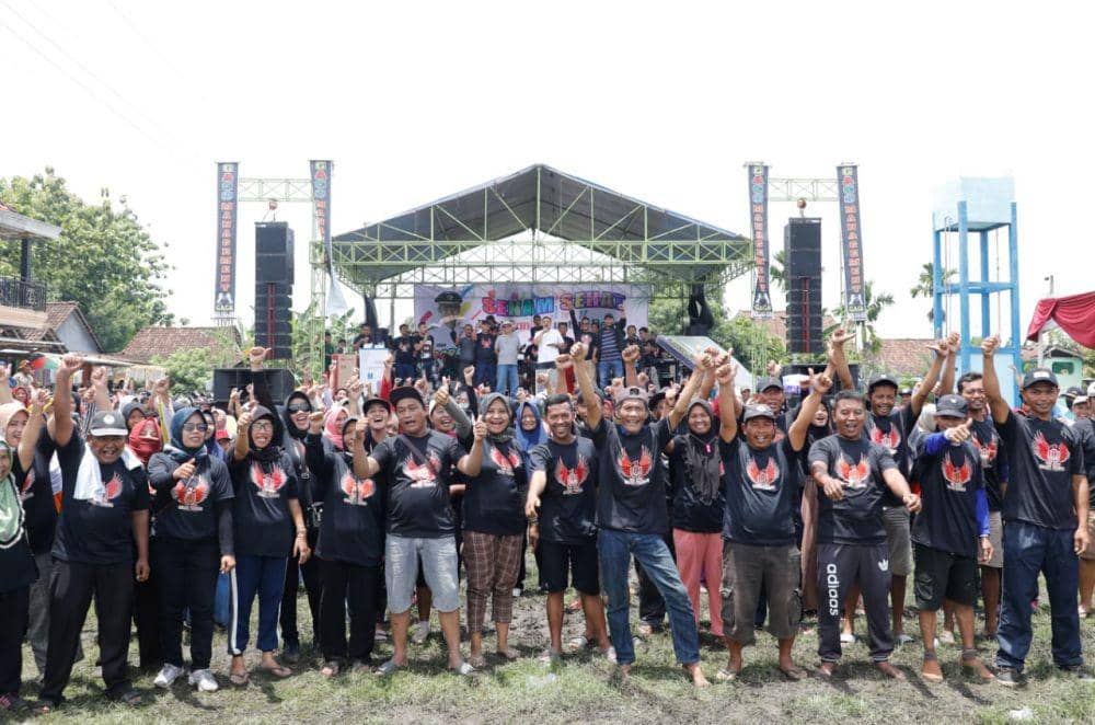 Relawan Des Ganjar Jateng saat menggelar acara konsolidasi di Kendal. (IDN Times/bt)