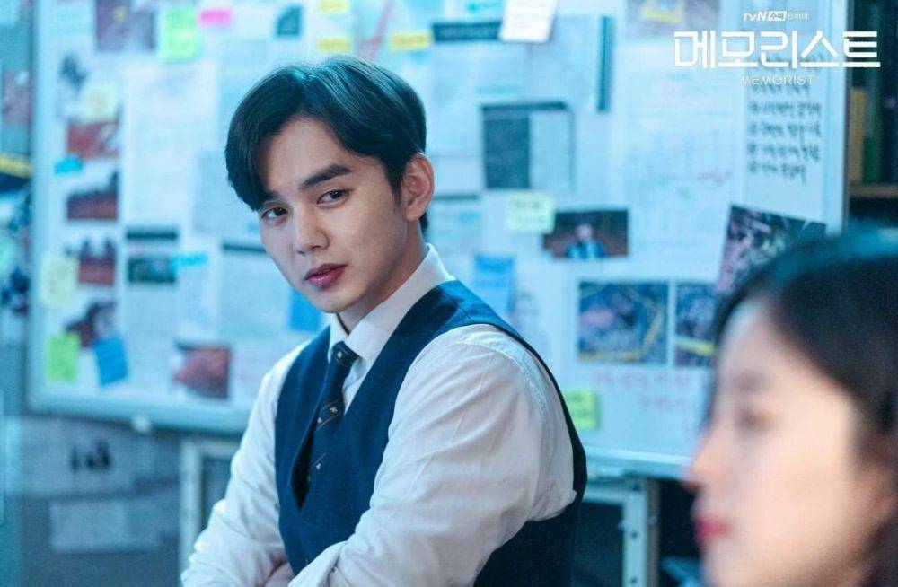 Yoo Seung Ho di drama Memorist (instagram.com/tvn_drama)