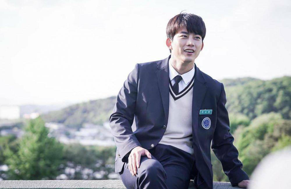 Ok Taecyeon di drama Save Me (instagram.com/jypactors_official)