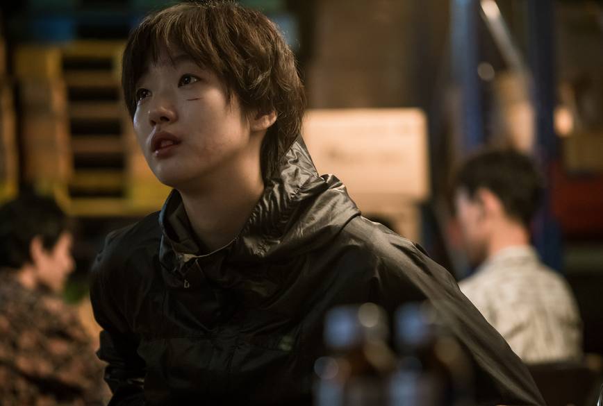 Kim Go Eun di film Coin Locker Girl. (kobis.or.kr)