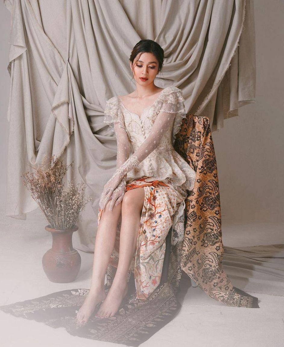 Mikha Tambayong (instagram.com/miktambayong)