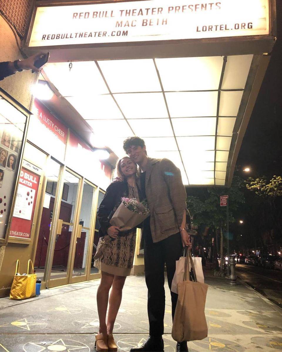AnnaSophia Robb dan Trevor Paul (instagram.com/annasophiarobb)