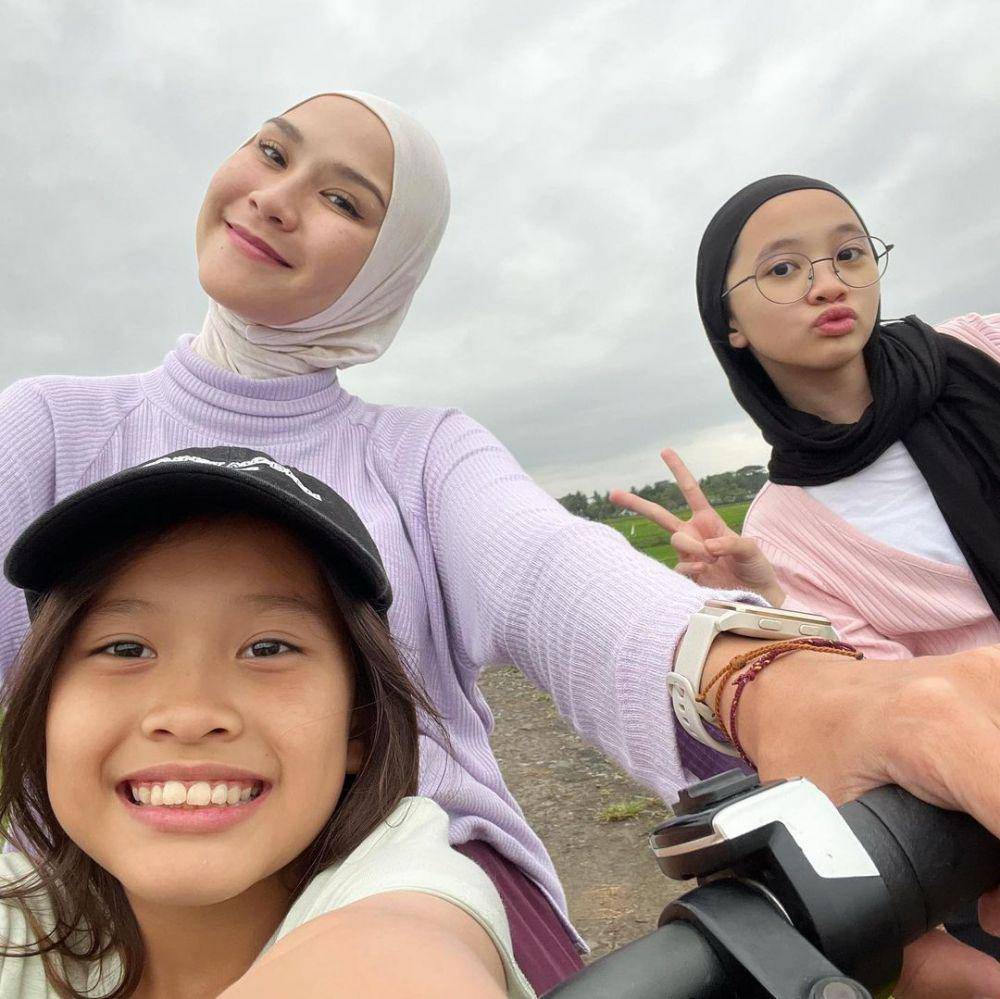 potret liburan keluarga Zaskia Adya Mecca (instagram.com/zaskiadyamecca)