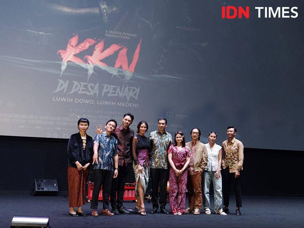 Sutradara, produser dan pemain film KKN Di Desa Penari Luwih Dowo, Luwih Medeni, pada Senin (10/10/2022) (IDN Times/Erfah Nanda)