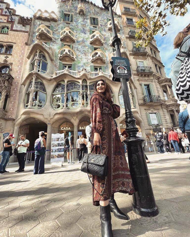 Tania Nadira liburan ke Spanyol (instagram.com/tanianadiraa)
