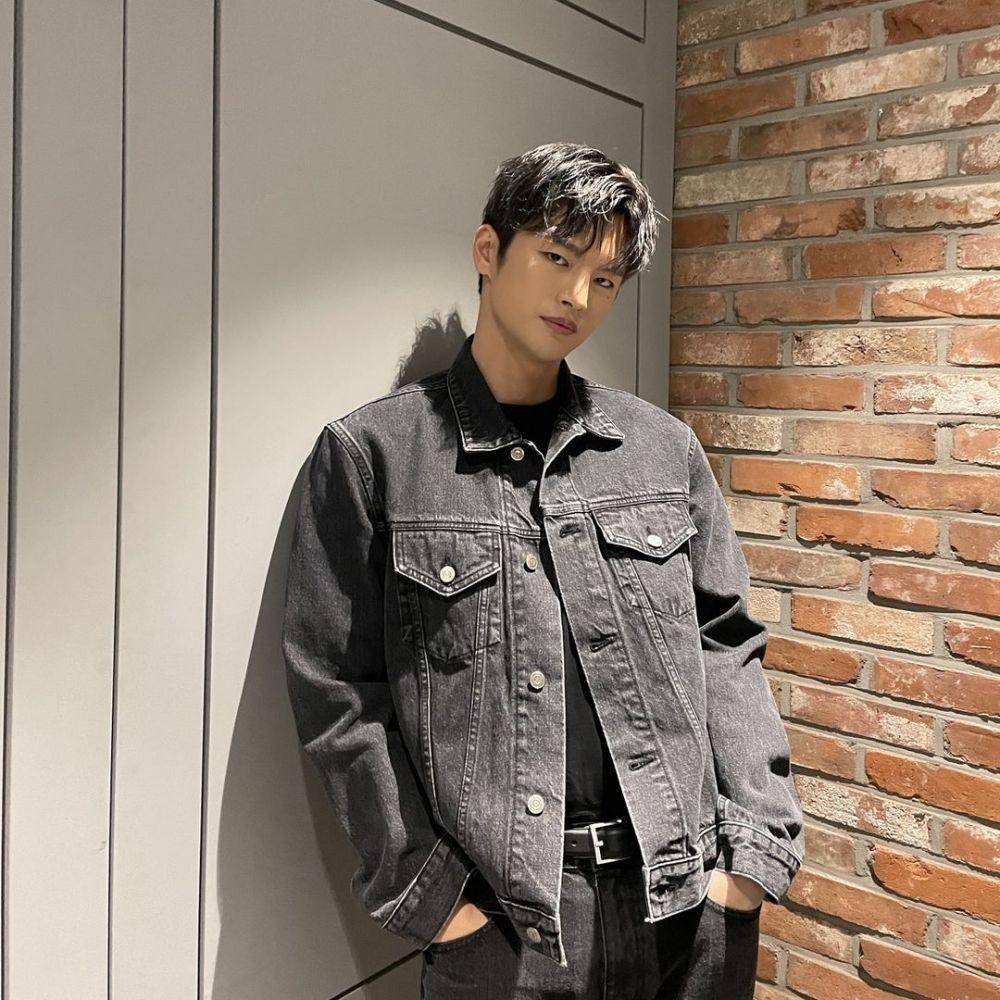 Seo In Guk (instagram.com/seo_cccc)