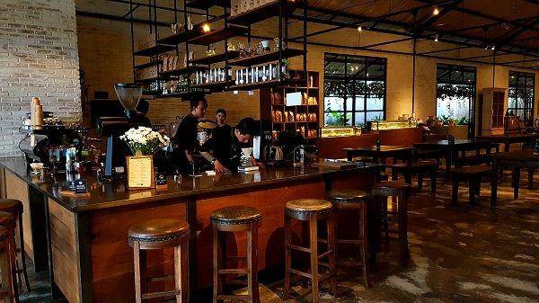 Epic Coffee & Epilog Furniture (google.com/maps/ yusti dahlan)