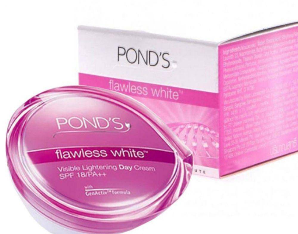 Pond’s Flawless White Night Cream (shopee.co.id/mutiara1087)