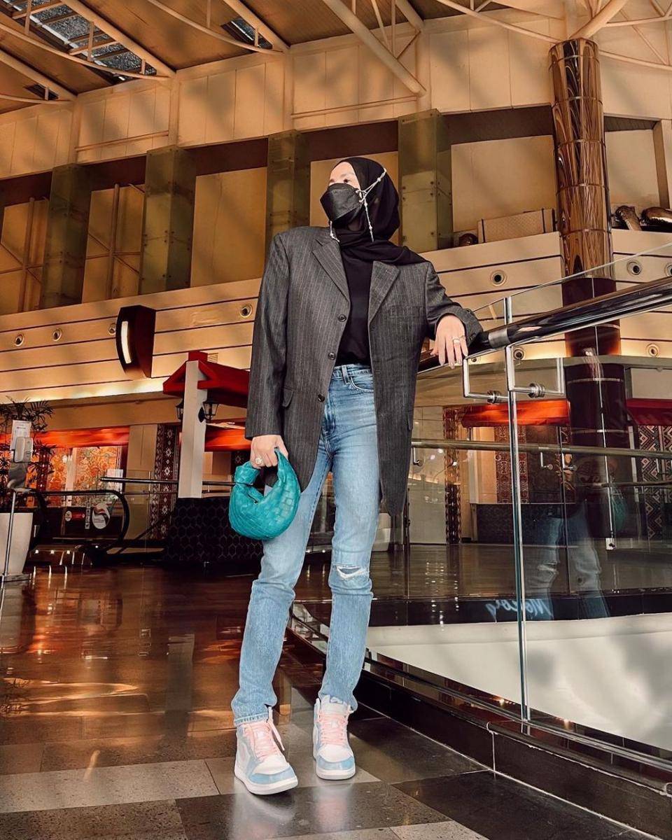 Olla Ramlan (instagram.com/ollaramlan)