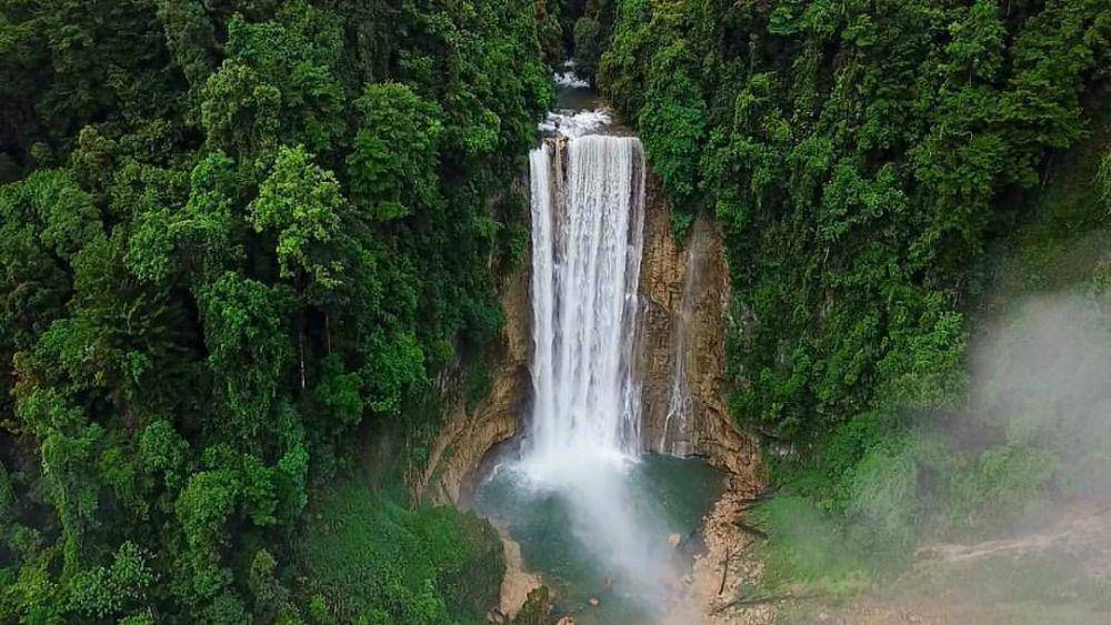 Potret Air Terjun Karawawi (instagram.com/fauzan.4je)