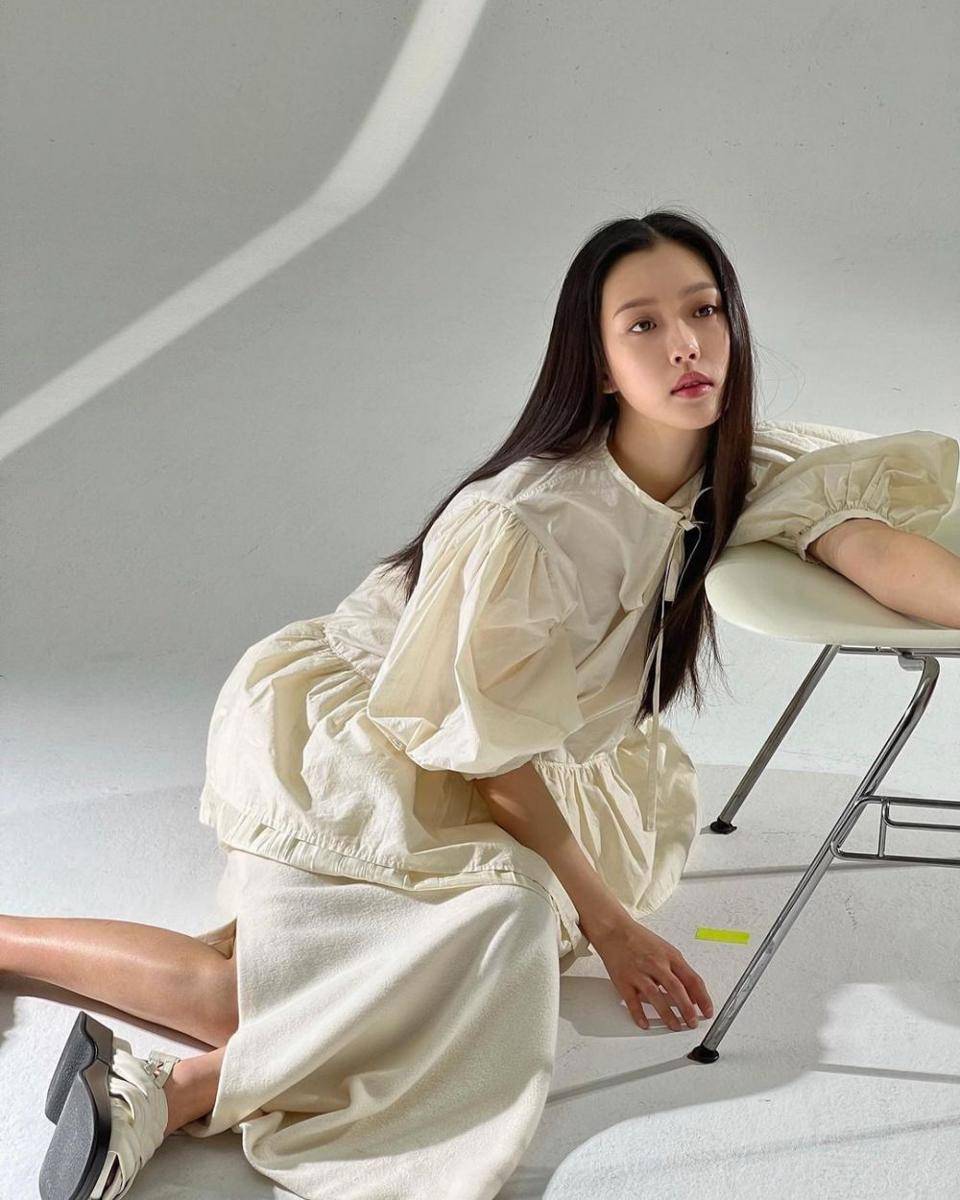 Go Min Si (instagram.com/gominsi)