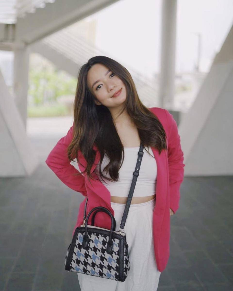 potret stella cornelia (instagram.com/stellarcor)