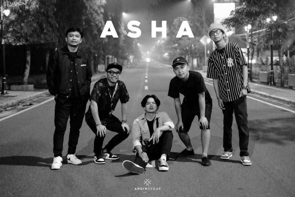personel ASHA (instagram.com/ashamusic.id)
