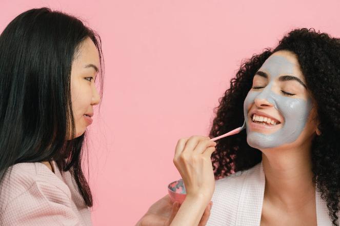 6 Face Mask Berbahan Dasar Yoghurt, Banyak Manfaatnya!