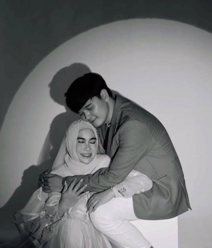 maternity shoot Anisa Rahma dan Anandito (instagram.com/yumnawedding_)