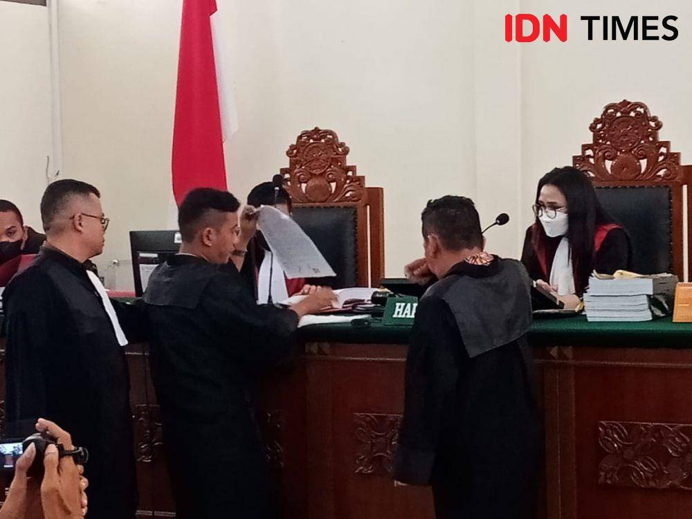 Sidang lanjutan kasus kerangkeng manusia yang digelar di Pengadilan Negeri Langkat (IDN Times/ Bambang Suhandoko)
