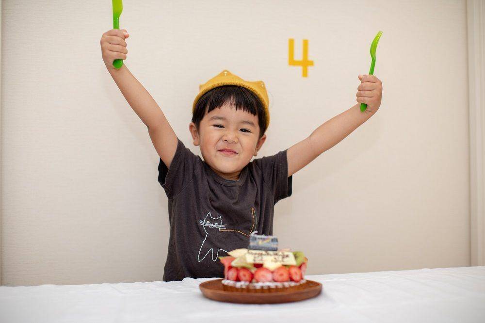 ulang tahun anak laki-laki (unsplash.com/kazuend)