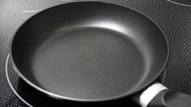 ilustrasi tefon anti lengket untuk memanggang bakwan oat (pixabay.com/Taken)