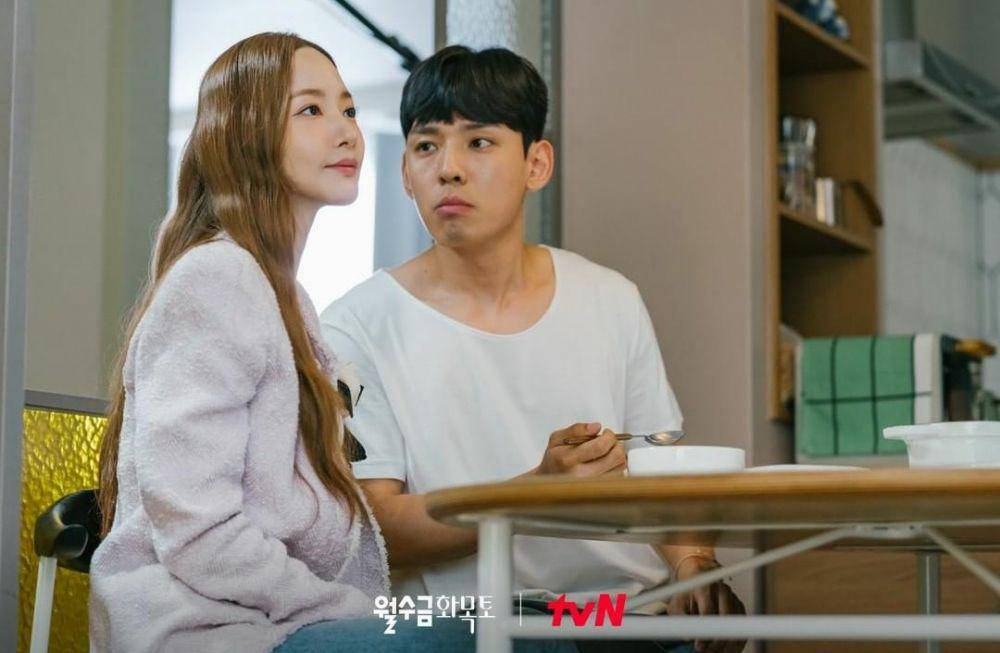 Park Min Young dan Kang Hyoung Suk di drama Love in Contract (instagram.com/tvn_drama)
