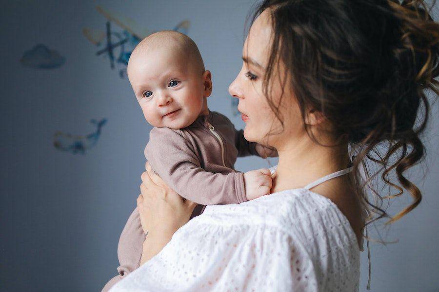 ilustrasi bayi diam (pexels.com/Polina Tankilevitch)