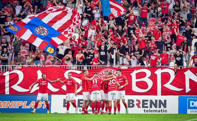 FC Zbrojovka Brno (twitter.com/FCZbrojovkaBrno)