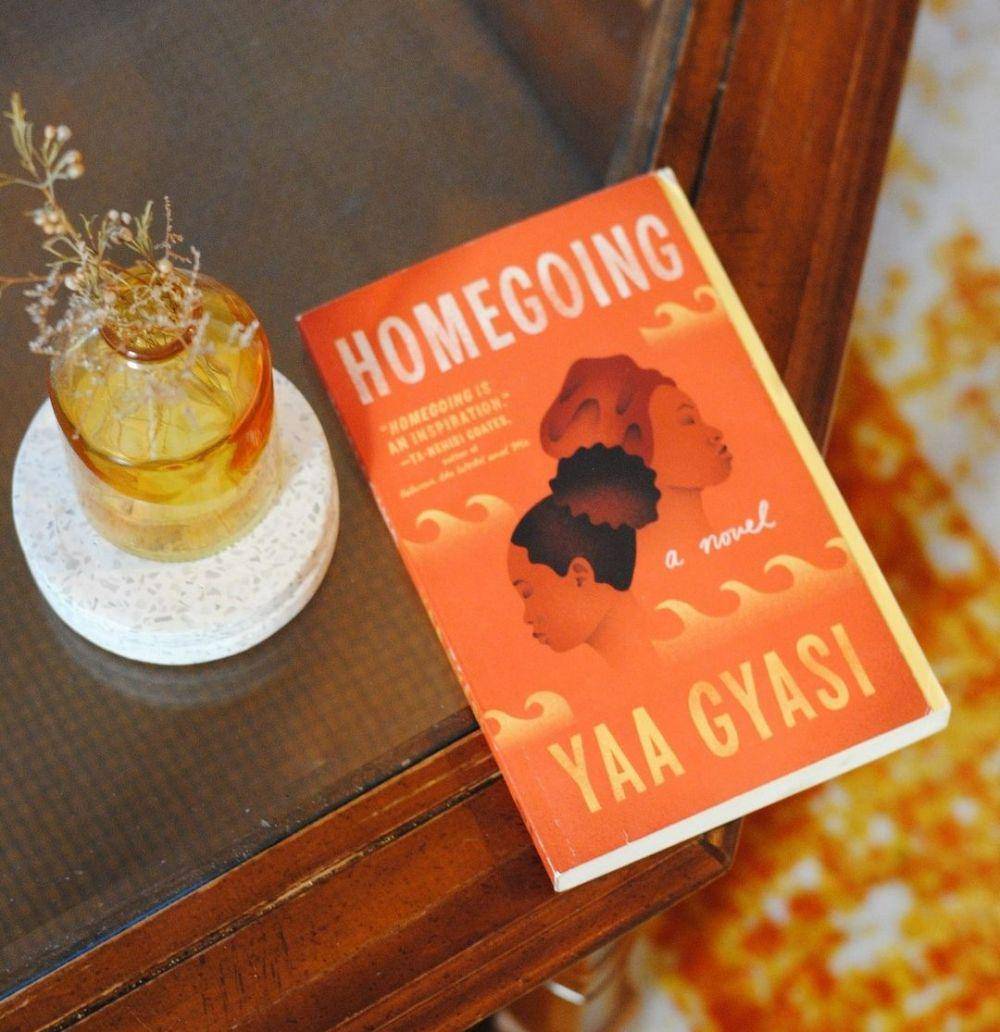 novel Homegoing (instagram.com/vintageanchorbooks)