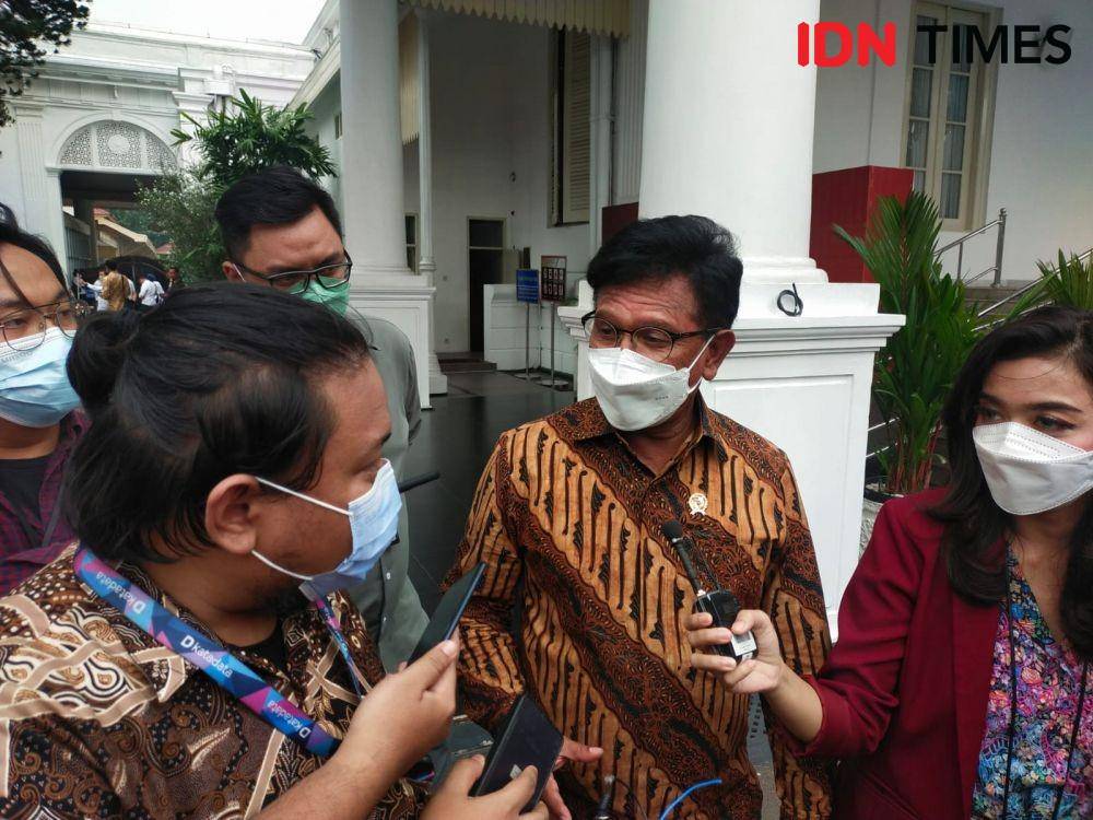 Menteri Komunikasi dan Informatika (Menkominfo), Johnny G Plate di Istana Negara, Jakarta (IDN Times/Ilman Nafi'an)