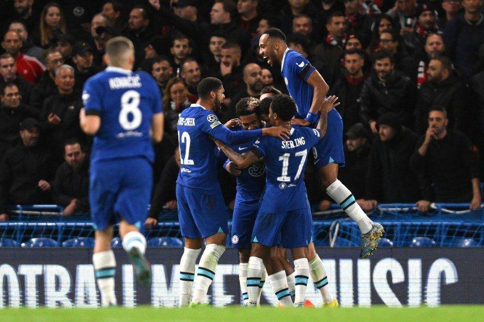 Para pemain Chelsea merayakan gol ke gawang AC Milan di matchday ketiga Liga Champions 2022/2023 (chelseafc.com)