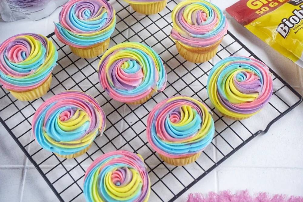 ilustrasi unicorn cupcake (instagram.com/fitriyas_widodo)
