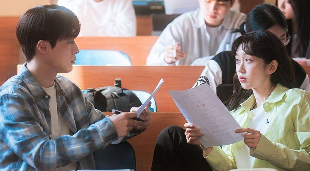 Han Ji Hyun dan Bae In Hyuk di drama Cheer Up (instagram.com/sbsdrama.official)