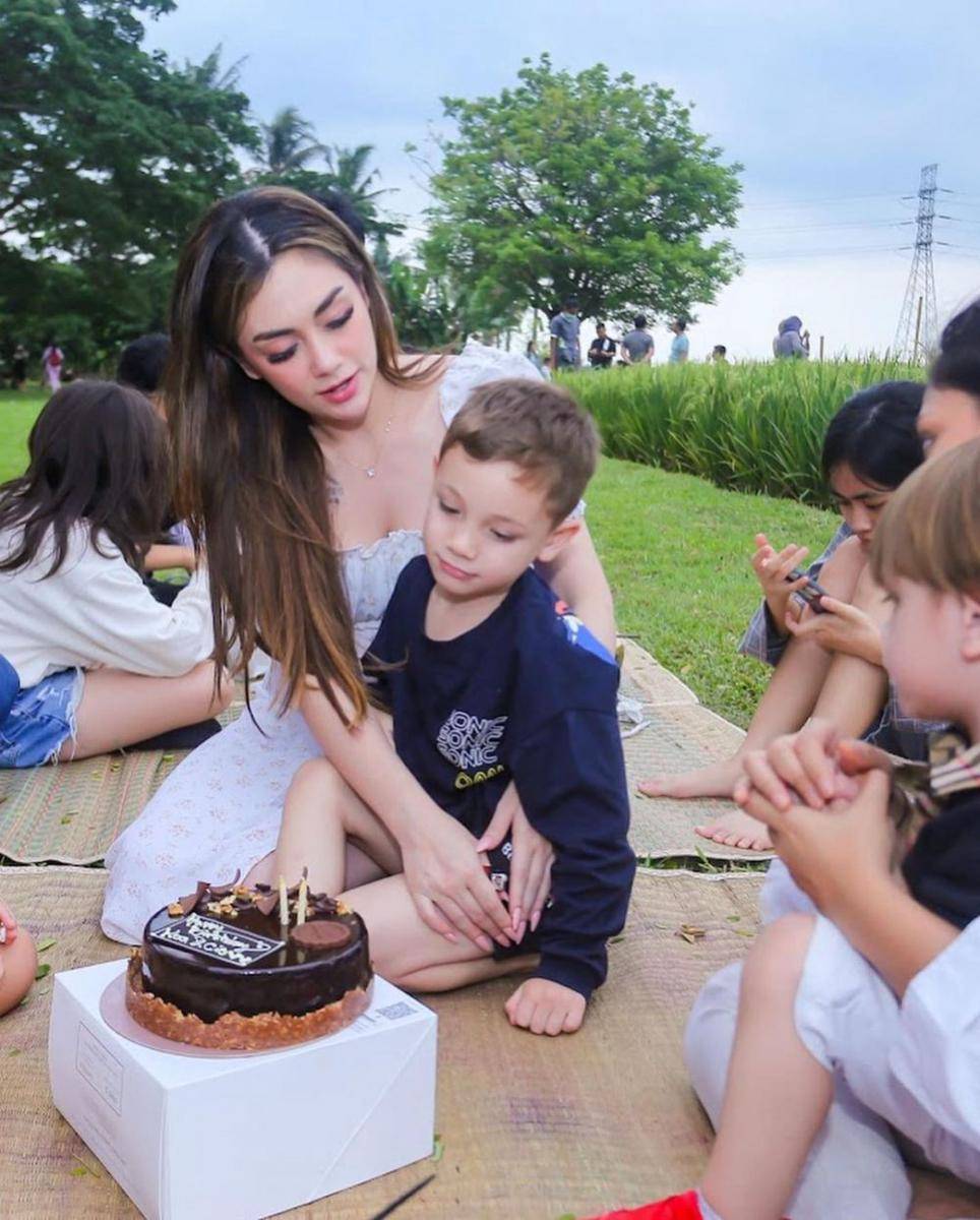 potret ulang tahun Lucio (instagram.com/celine_evangelista)