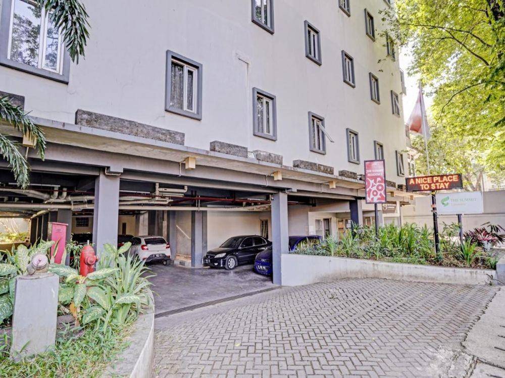 The Summit Residence (booking.com)