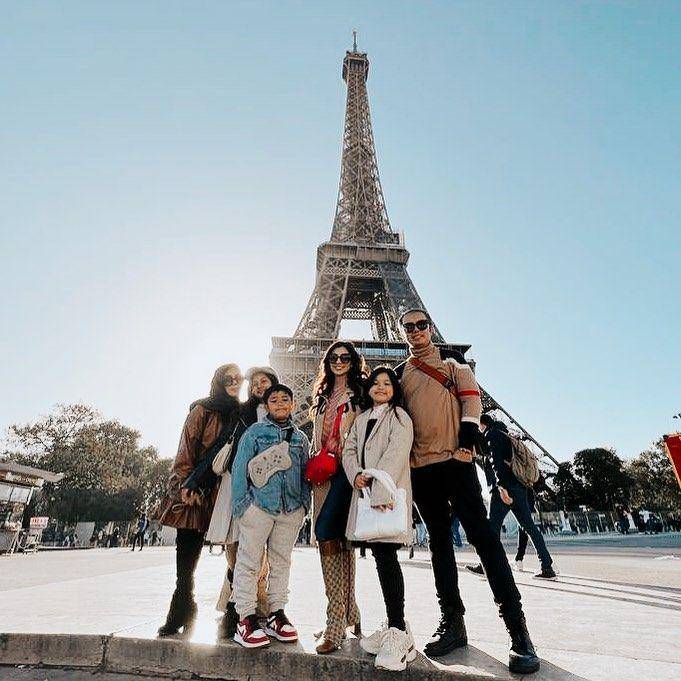 potret Nisya Ahmad liburan ke Paris (instagram.com/nissyaa)