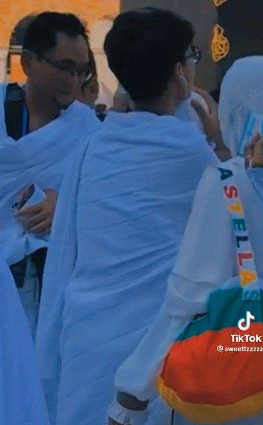 Beni dan Ira umrah (tiktok.com/sweettzzzzz)