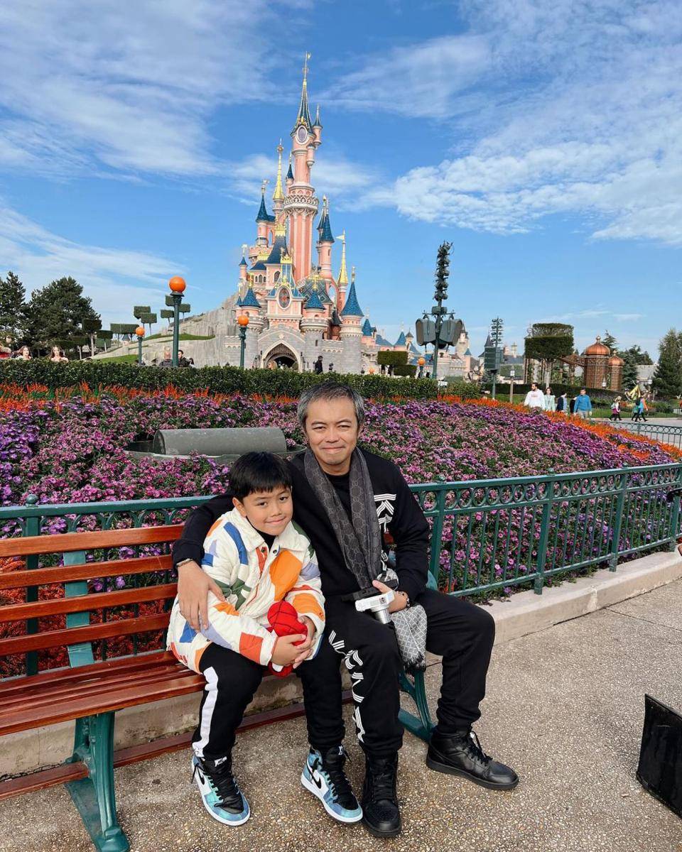 potret Nisya Ahmad liburan ke Paris (instagram.com/nissyaa)