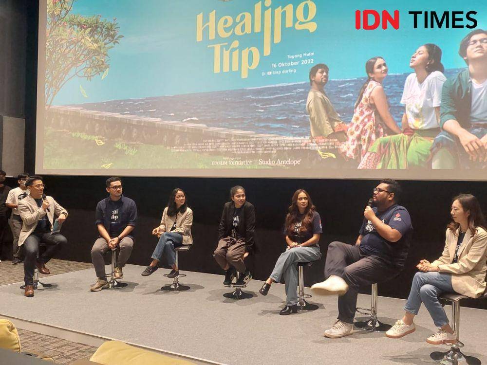 Sutradara dan pemain series Healing Trip pada Rabu (12/10/2022) (IDN Times/Erfah Nanda)
