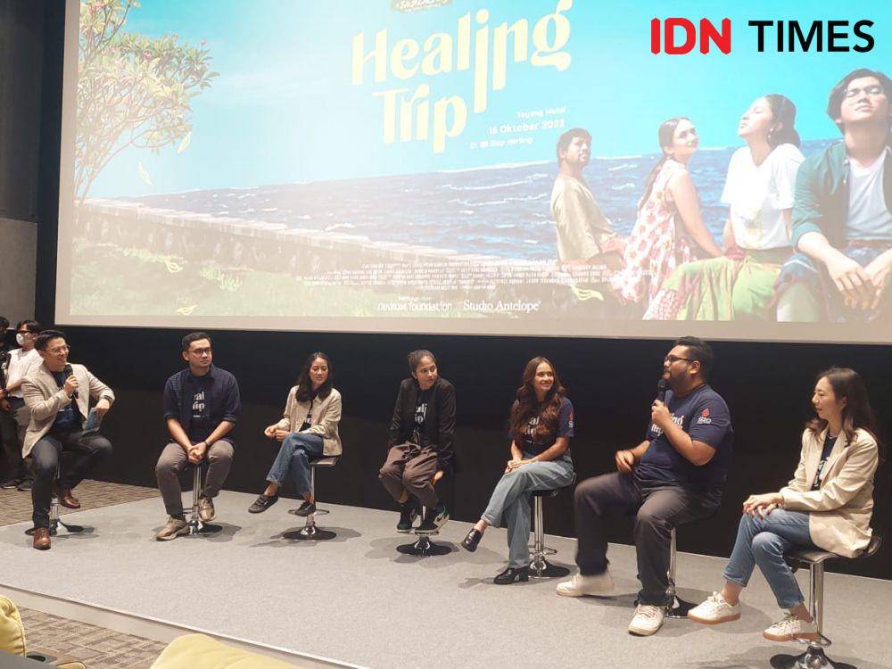 Sutradara dan pemain series Healing Trip pada Rabu (12/10/2022) (IDN Times/Erfah Nanda)