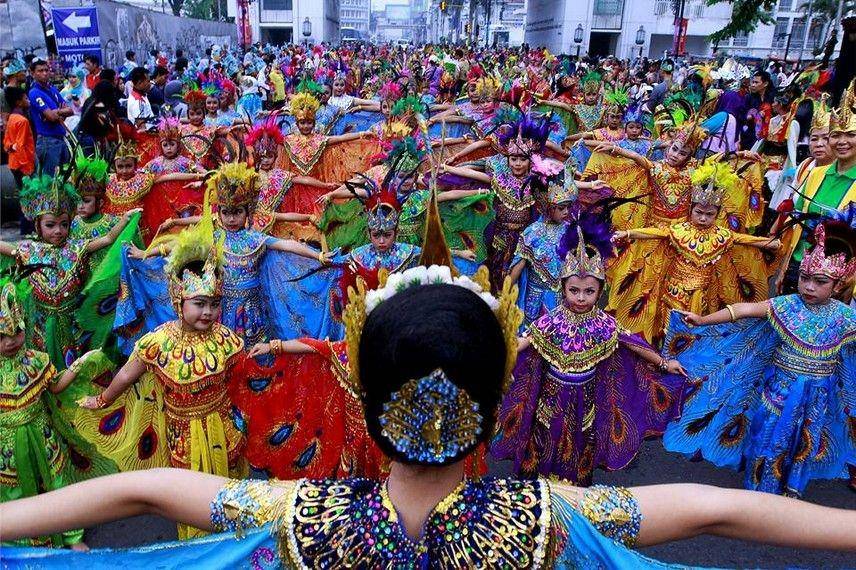 Tari Merak (indonesiakaya.com)